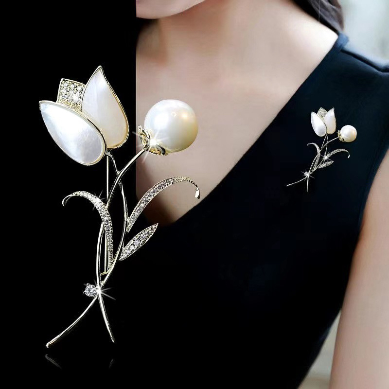 铜合金合成锆石胸针 高档郁金香胸针优雅气质别针女西装领口装饰