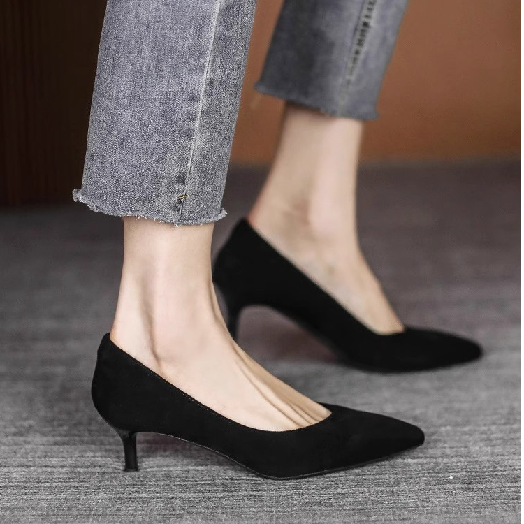 WANSSENY新款不累脚黑色高跟鞋女3公分小跟尖头舒适百搭细跟单鞋