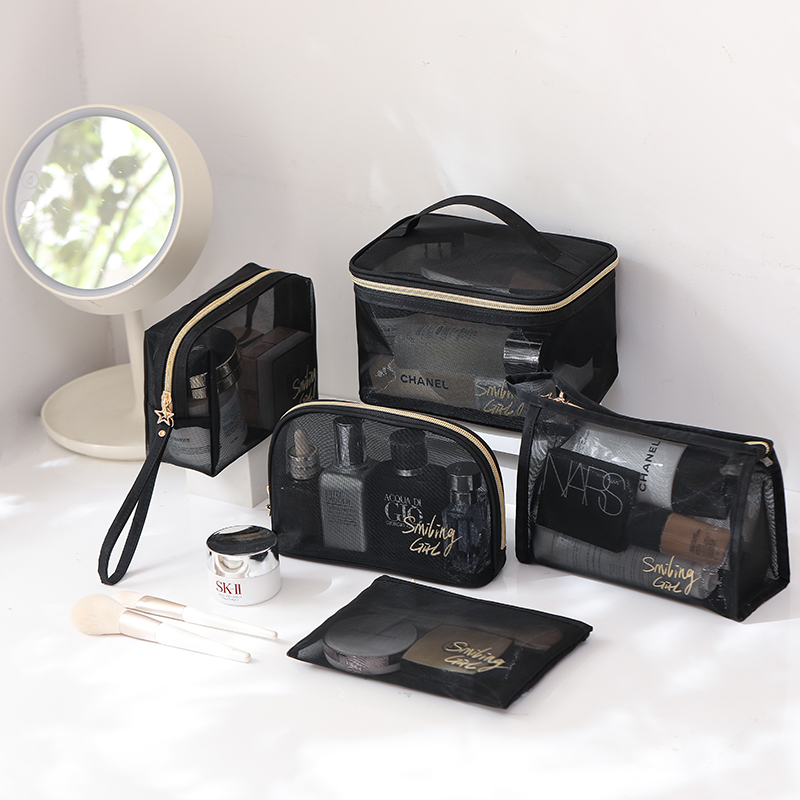 化妆包外出随身携带高级感2025新款网红收纳包便携大容量化妆袋子