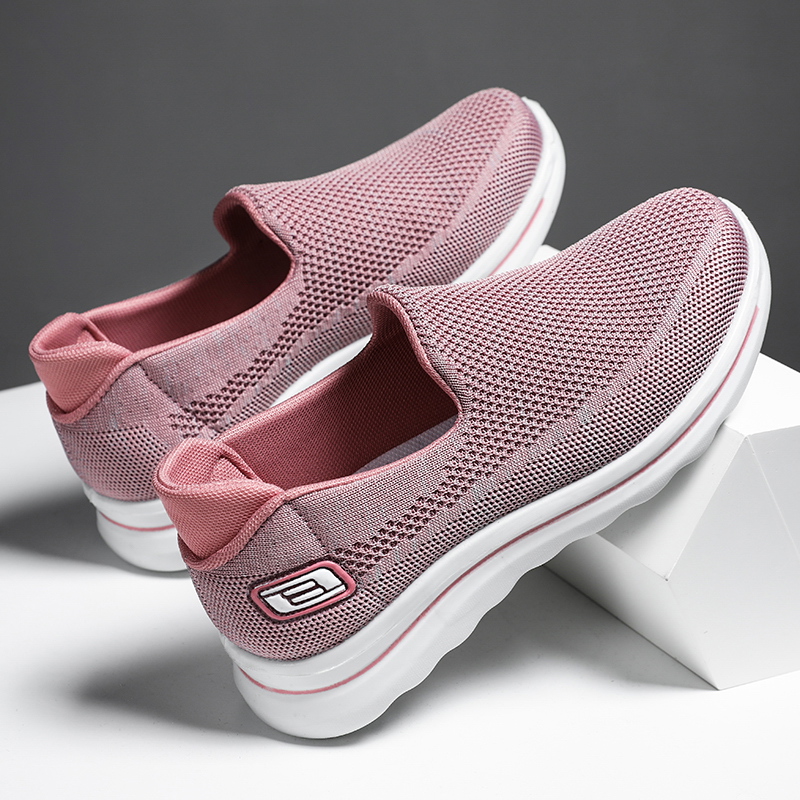 中老年舒适老人鞋新款舒适北京鞋女单软底老妈妈鞋老人防滑男女同