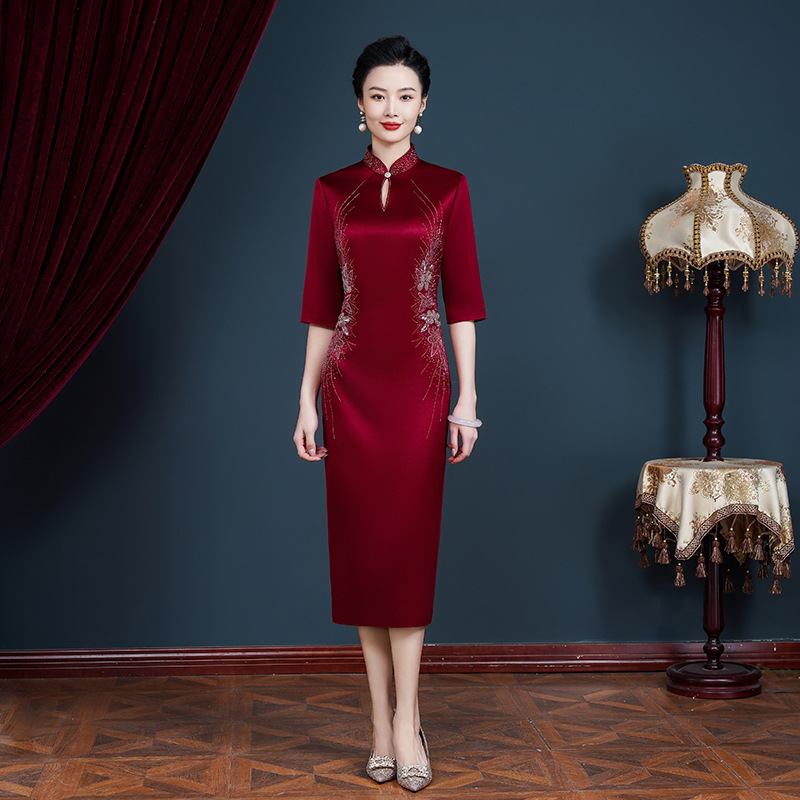 【高定礼服】进口三醋酸亮酒红改良旗袍修身喜婆婆妈妈婚宴敬酒服Y