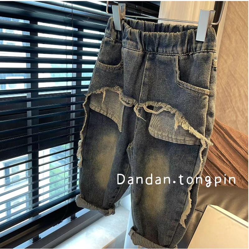 儿童牛仔裤裤子直筒休闲宽松破洞水洗儿童牛仔裤裤子直筒休闲宽松