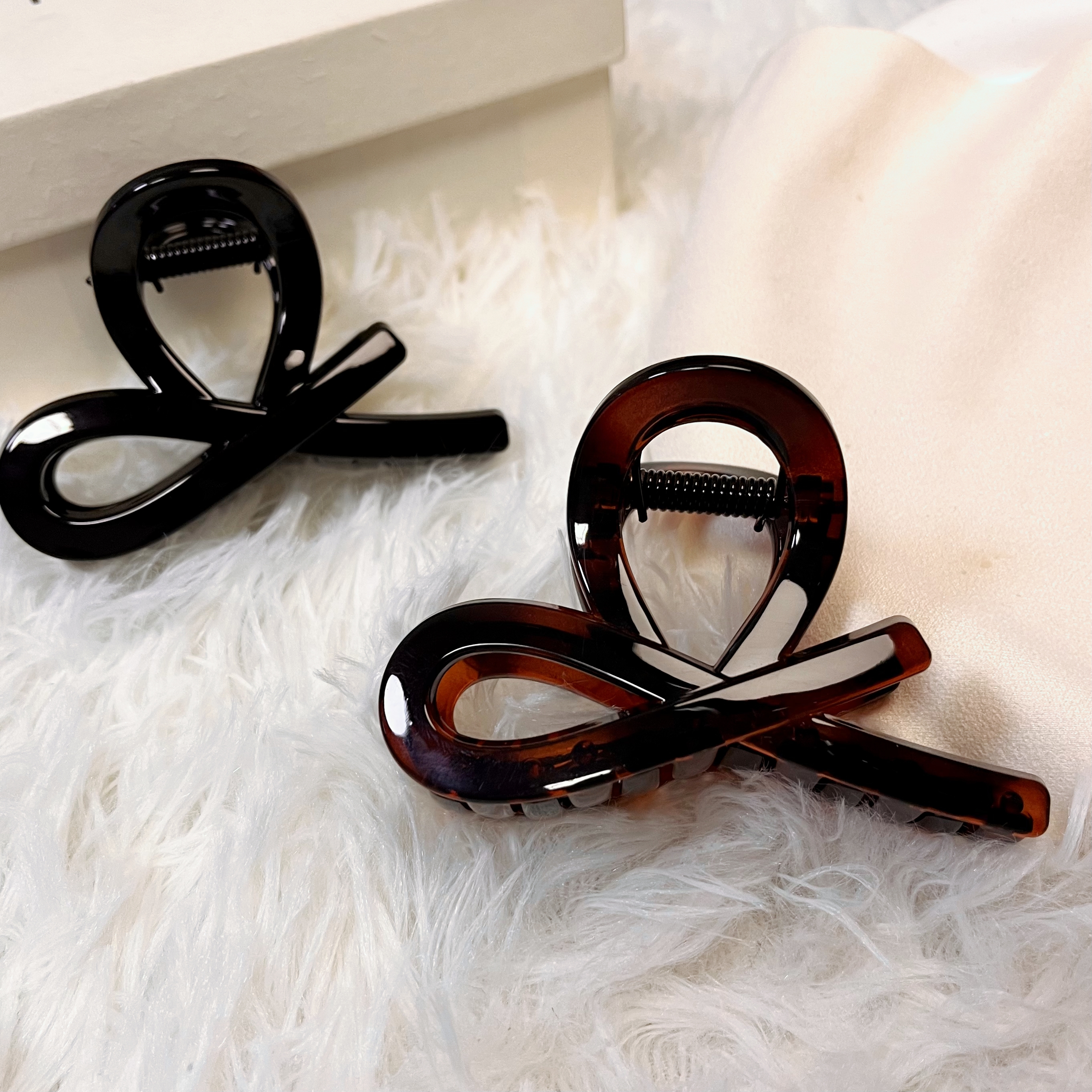 【YYANG】气质爱心蝴蝶结抓夹2024原创新款冰润高级韩版发饰8cm发夹