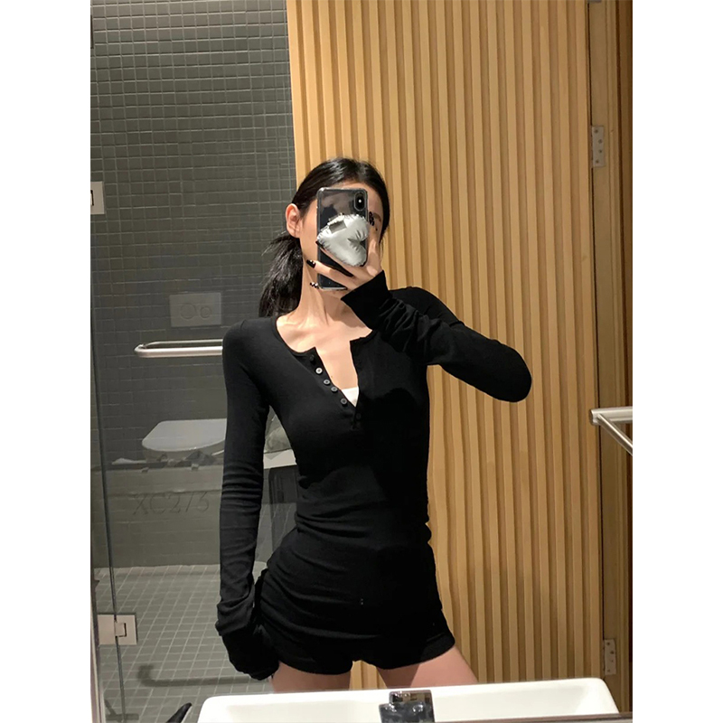 Moses Queen/魔西女王半开领收腰一体绒长袖T恤纯欲保暖打底衫女