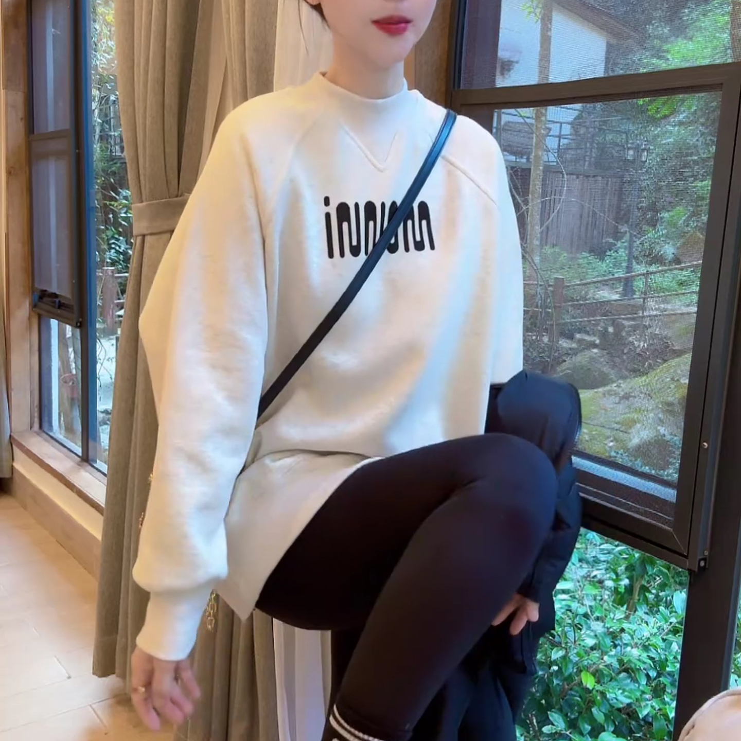韩版加绒宽松百搭印花休闲加厚圆领长袖卫衣LK2500445