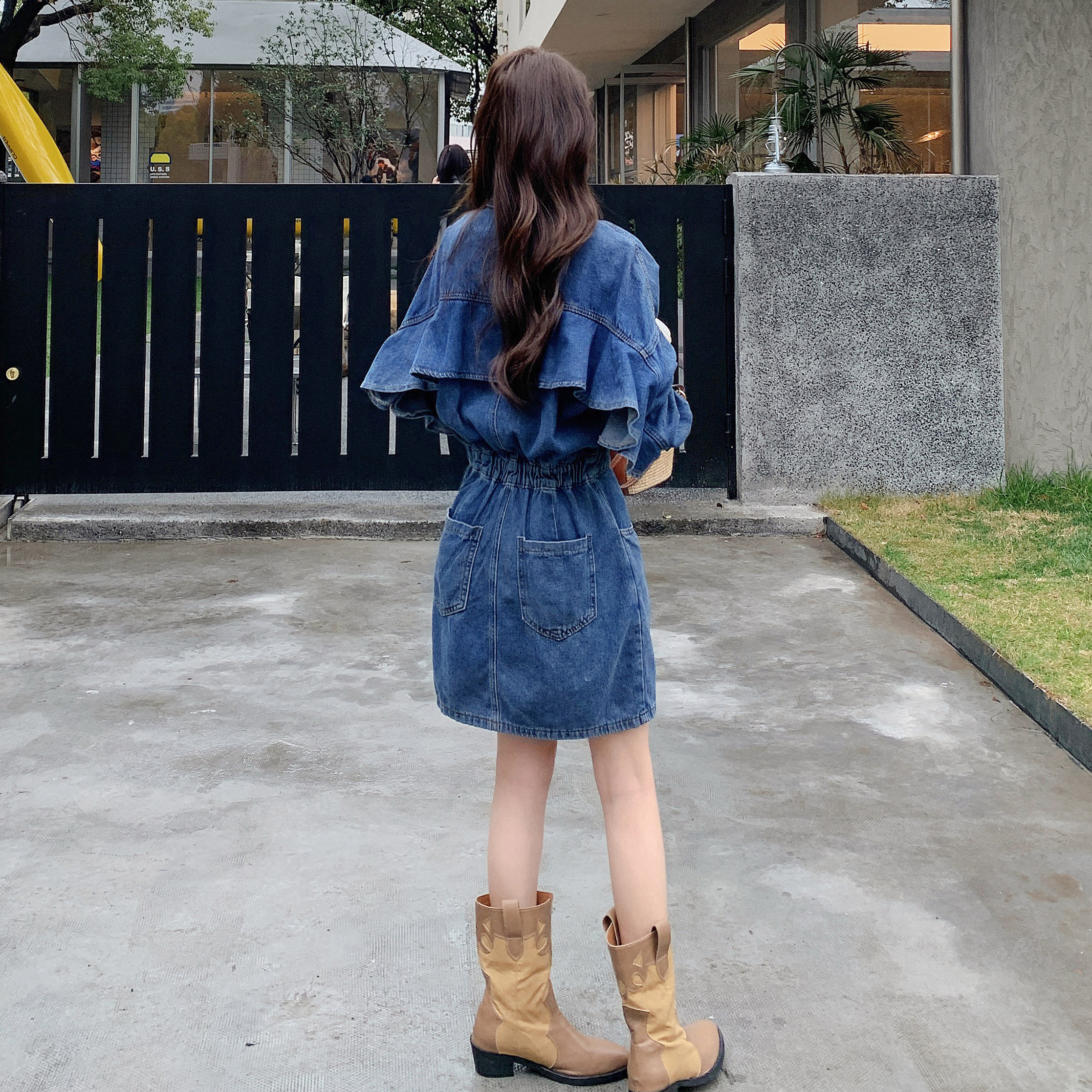 复古港风设计感高腰牛仔连衣裙2025早秋新款网红百搭拽酷时尚短裙