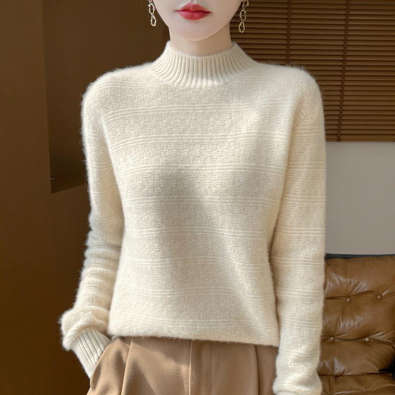品牌高级感时尚衫女24秋冬新款内搭半高领加厚针织针织打底衫毛衣