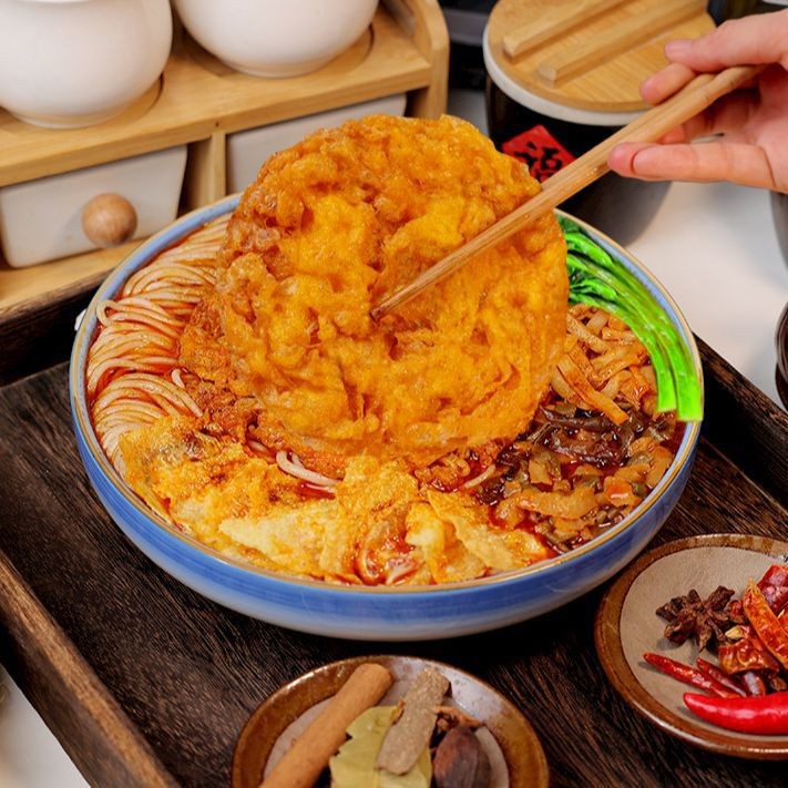 黄金爆汁吸汁炸蛋半成品螺蛳粉伴侣厂家批发正宗柳州风味100g