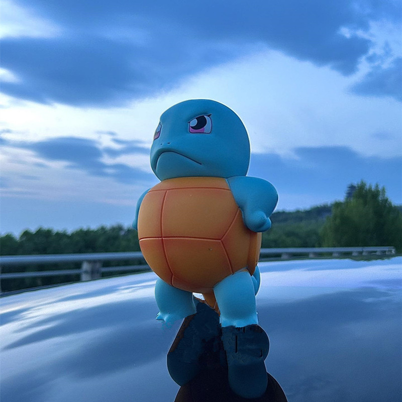 抖音车载站姿傲娇杰尼龟创意汽车装饰车顶网红卡扣式车尾公仔挂件