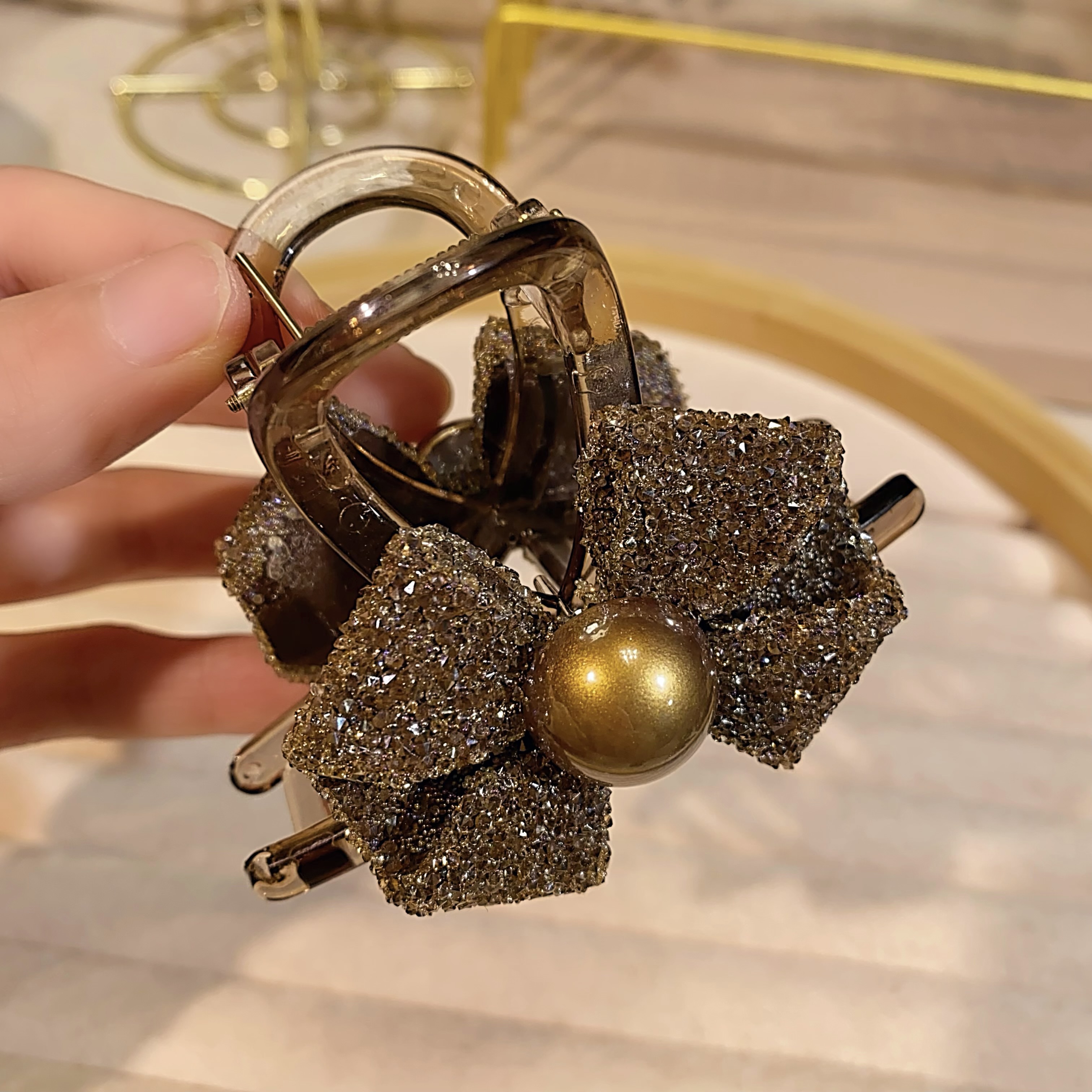 约8公分抓夹 时尚轻奢蝴蝶结镶钻抓夹女气质网红盘发夹新款头饰