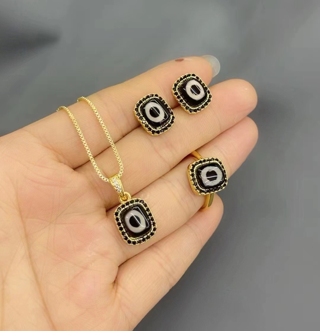 铜合金莫桑石吊坠 藏式风格三件套新年款