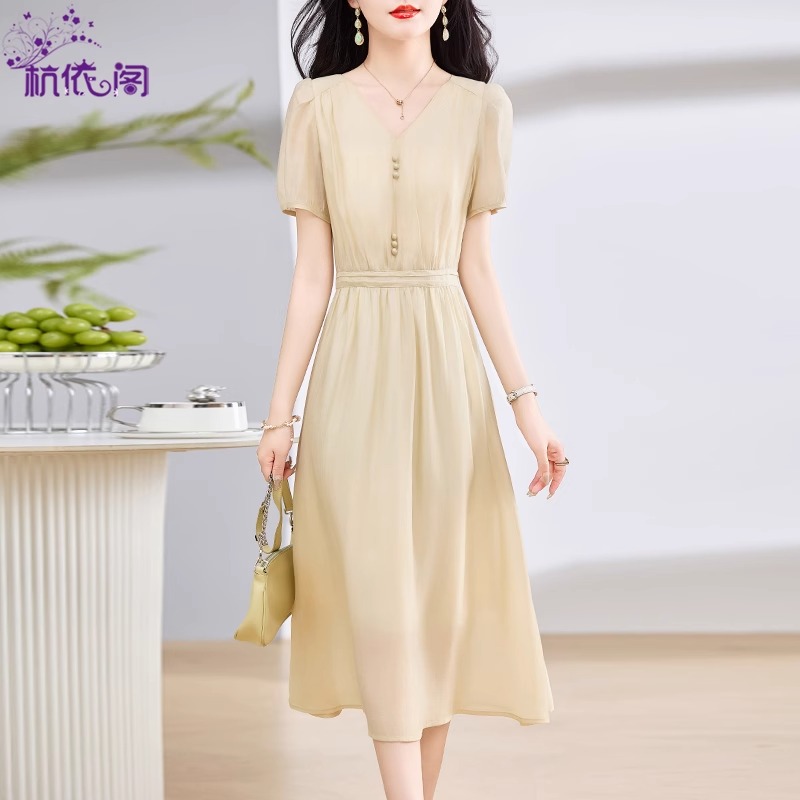 轻奢小众高级感连衣裙女装夏季2025新款法式气质洋气上档次裙子