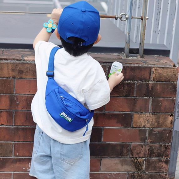 儿童胸包男童帅气休闲斜挎包宝宝夏季韩版潮流腰包洋气单肩零钱包