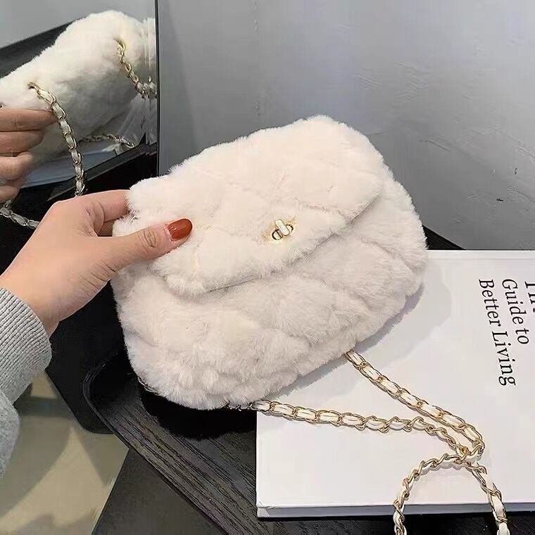 秋冬云朵羊羔毛毛包包女2026新款百搭单肩包毛绒菱格斜挎小包包