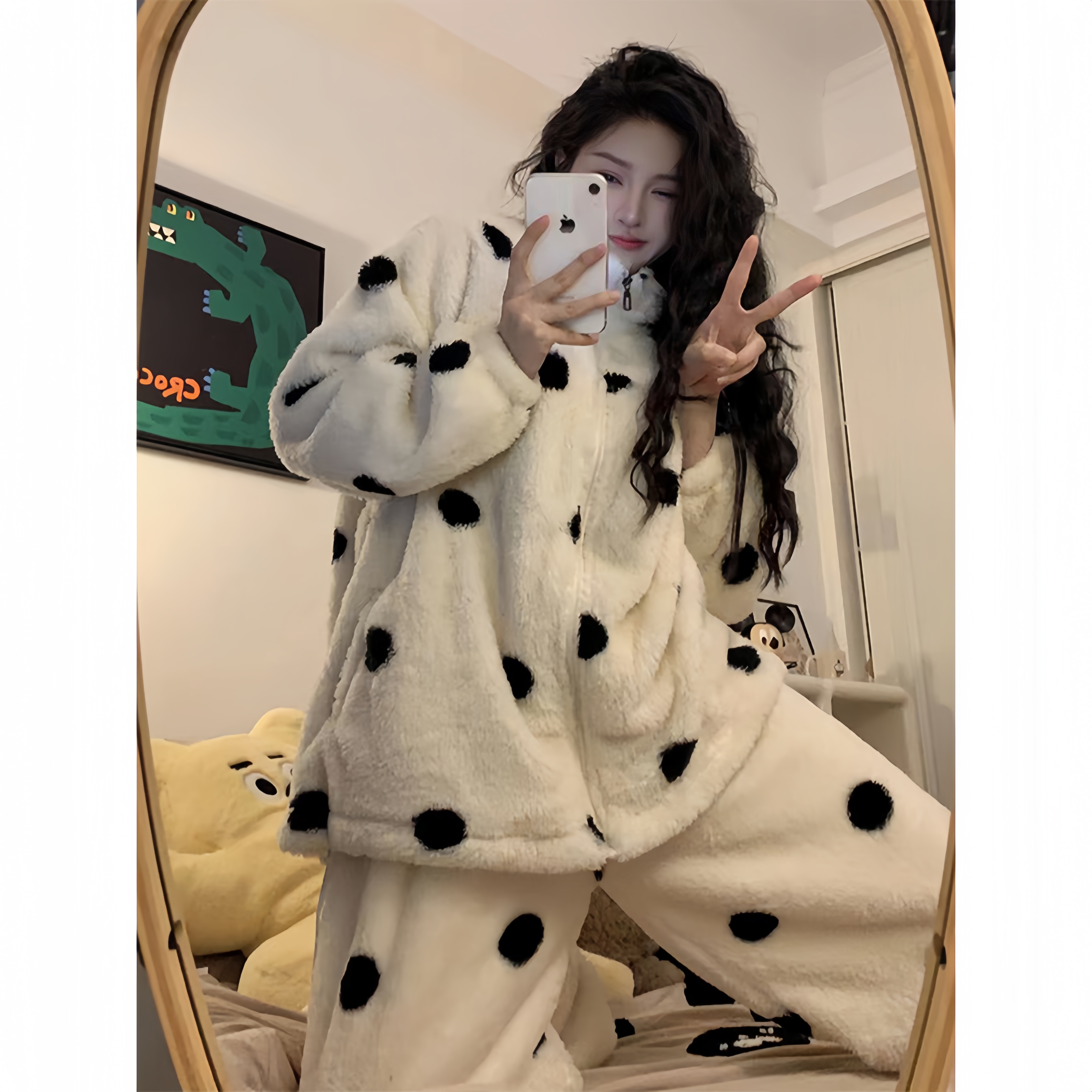 韩版波点印花珊瑚绒睡衣女冬季新款毛绒绒保暖加绒加厚家居服套装