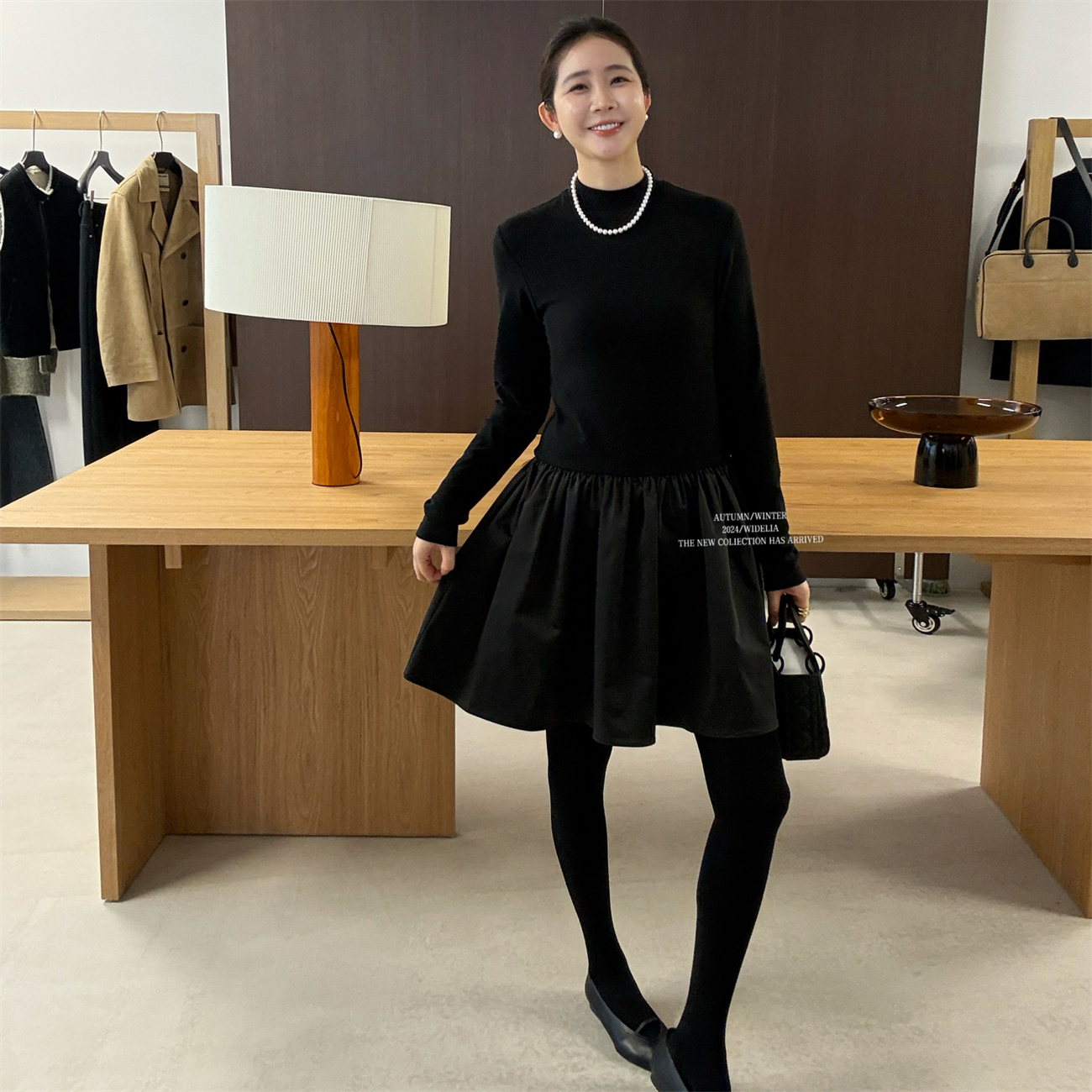 widelia赫本风蓬蓬裙9375小立领拼接加绒连衣裙收腰显瘦优雅黑裙
