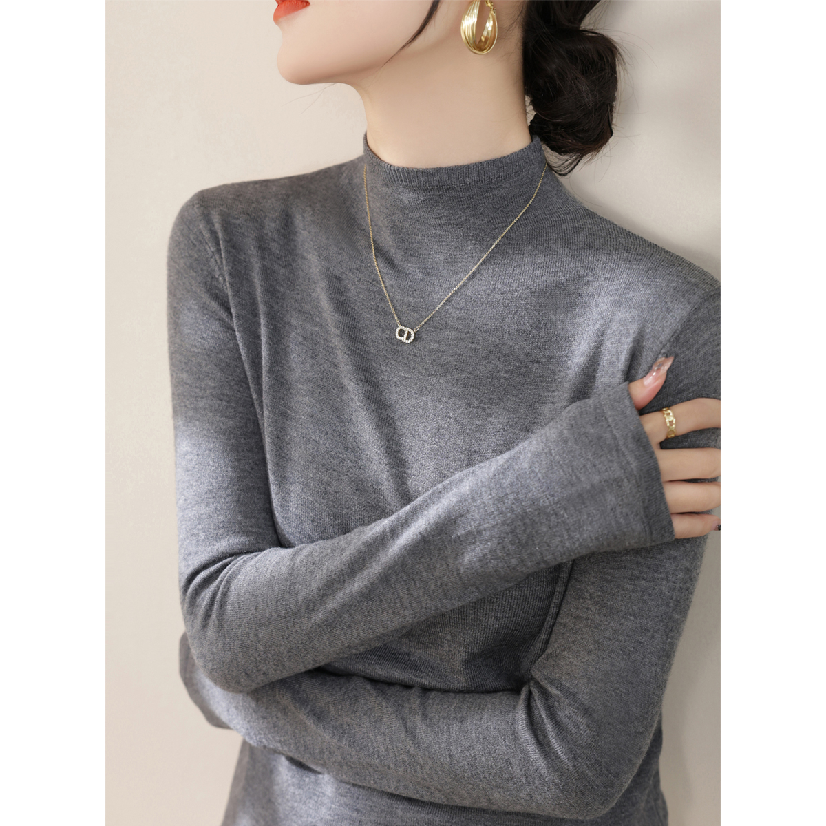 秋冬季显瘦半高领内搭针织衫2025年新款纯色修身长袖打底上衣女装