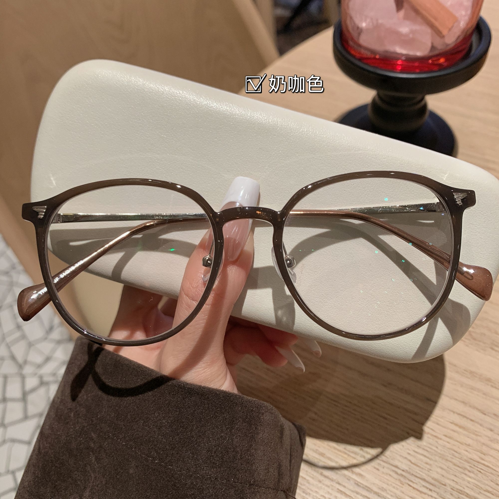 景拓新款显脸小眼镜可配度数近视圆脸显瘦防蓝光眼镜框护眼奶咖镜