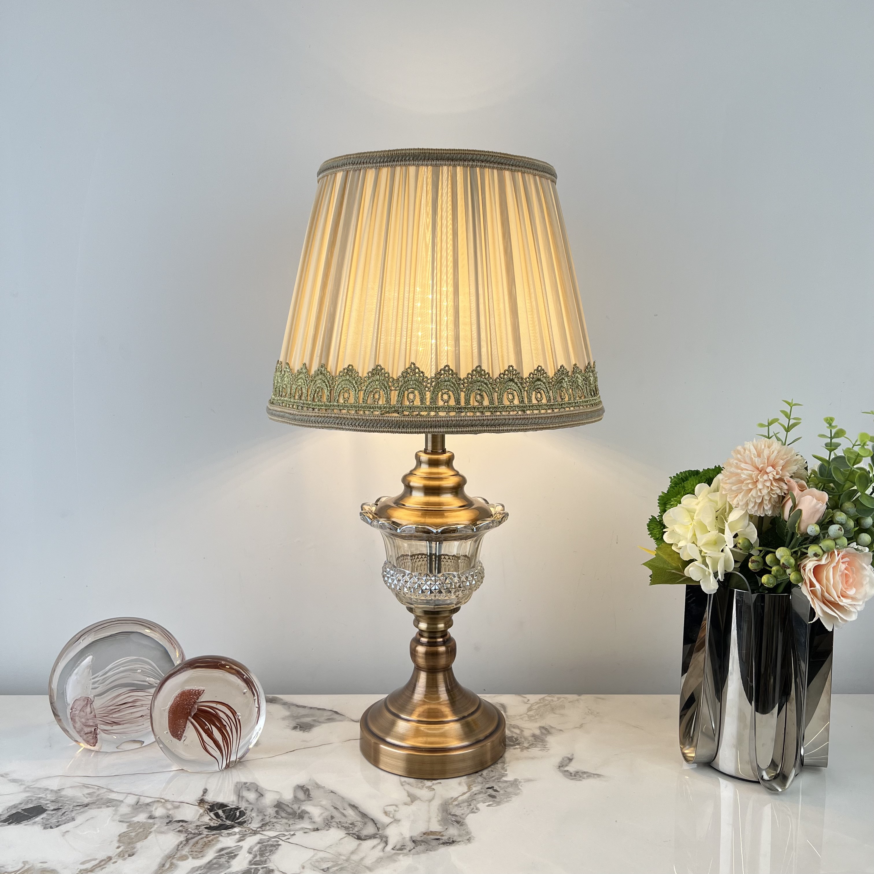 美式时尚欧式台灯玻璃简约书房创意复古个性家用轻奢新中式客厅