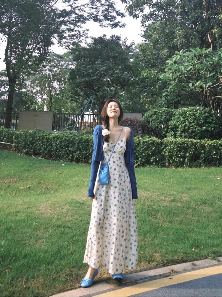 春夏搭配一整套女时尚减龄温柔风开衫外套碎花吊带连衣裙两件套装