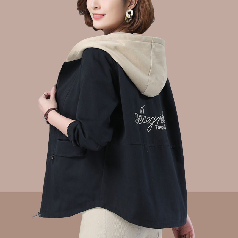 中年女士宽松外套女短款2025年春装新款妈妈装大码休闲连帽夹克衫