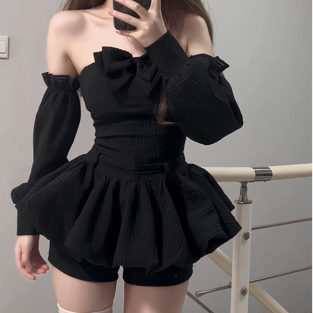 iqcq气球熊辣妹抹胸设计感连衣裙纯欲收腰显瘦一字肩蓬蓬花苞短裙