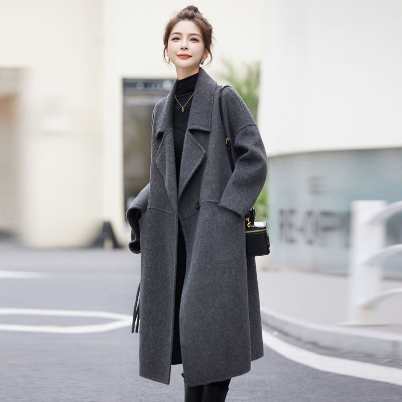 牛角扣毛呢大衣女中长款秋冬新款宽松洋气高档加厚保暖呢子大衣