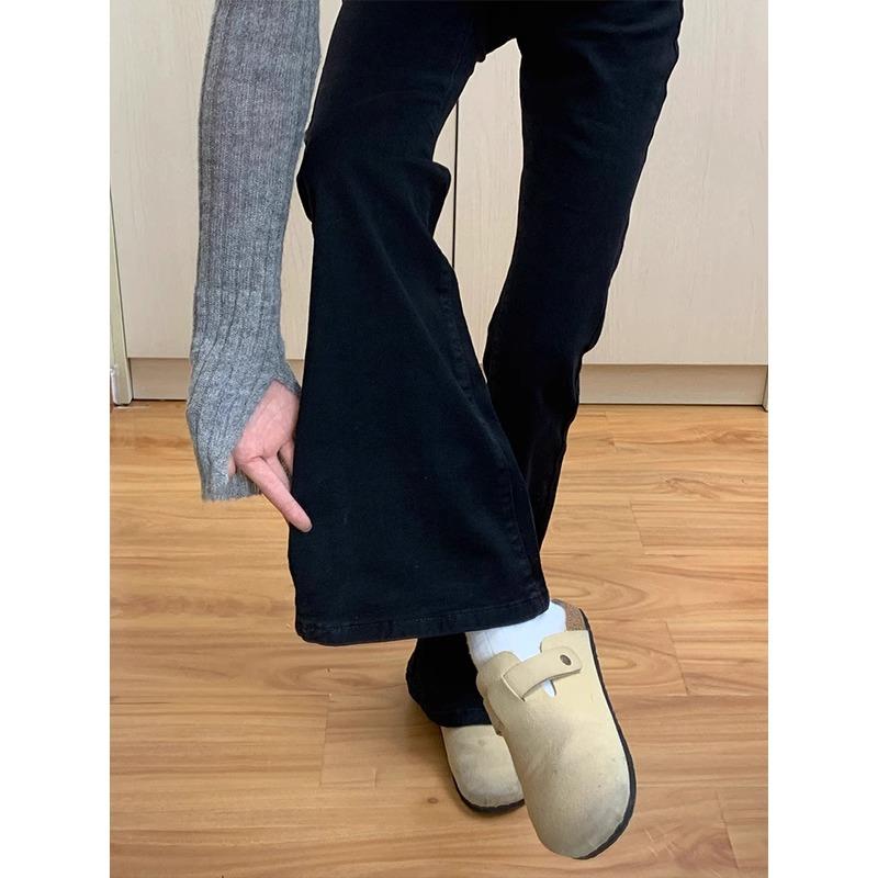 雪千羽黑色不贴腿微喇牛仔裤女秋冬弹力高腰显瘦梨形身材喇叭裤子