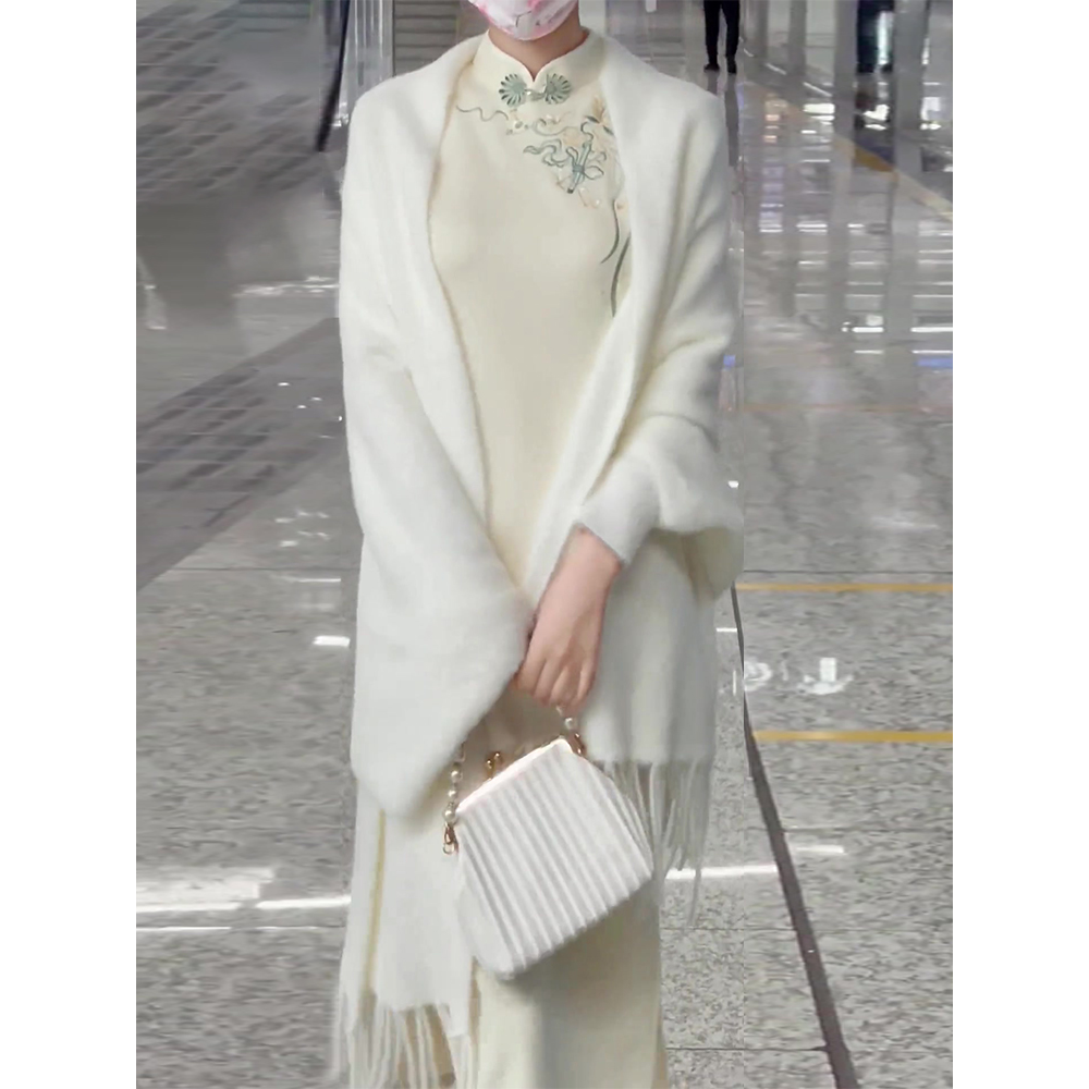 防水貂绒披风针织白色时尚洋气高端旗袍披肩秋冬毛衣斗篷外搭外套