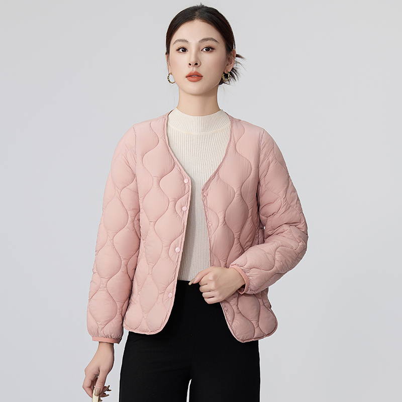 纯色轻薄棉服女短款秋冬季内胆棉衣V领棉袄外套新款