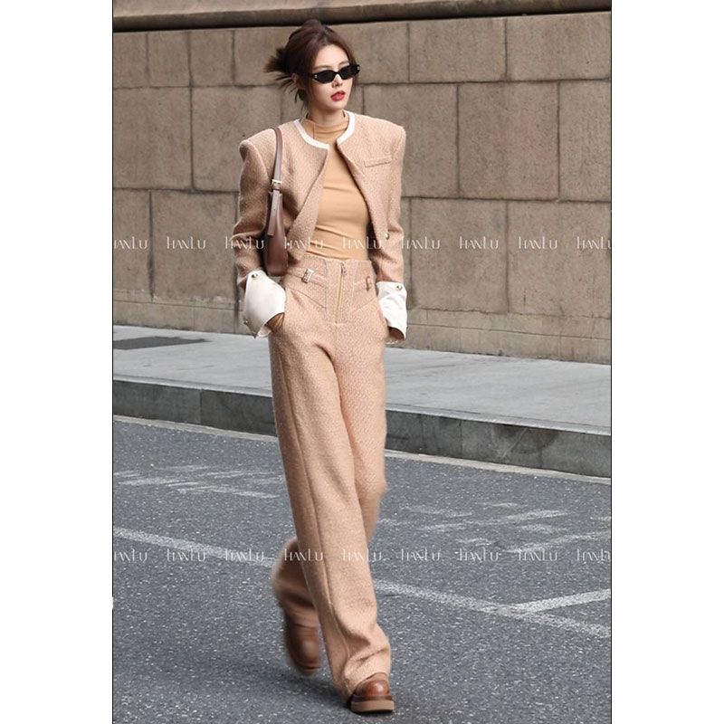 秋冬新款小众感驼色短外套显比例设计感长裤小香风套装女雅丹风