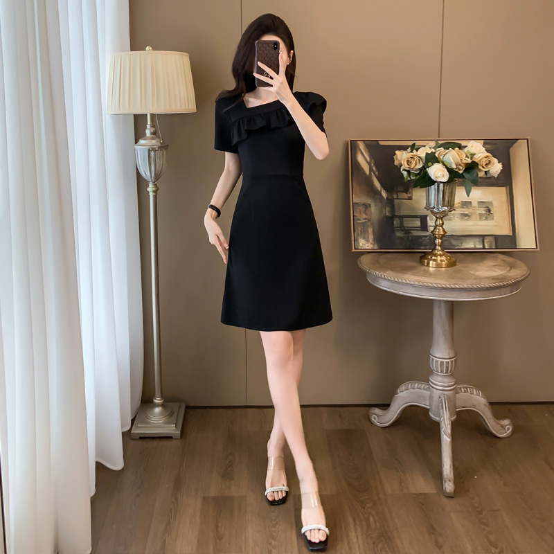 高档夏天裙子女款爆款新款高贵轻奢洋气上档次女装连衣裙小黑裙