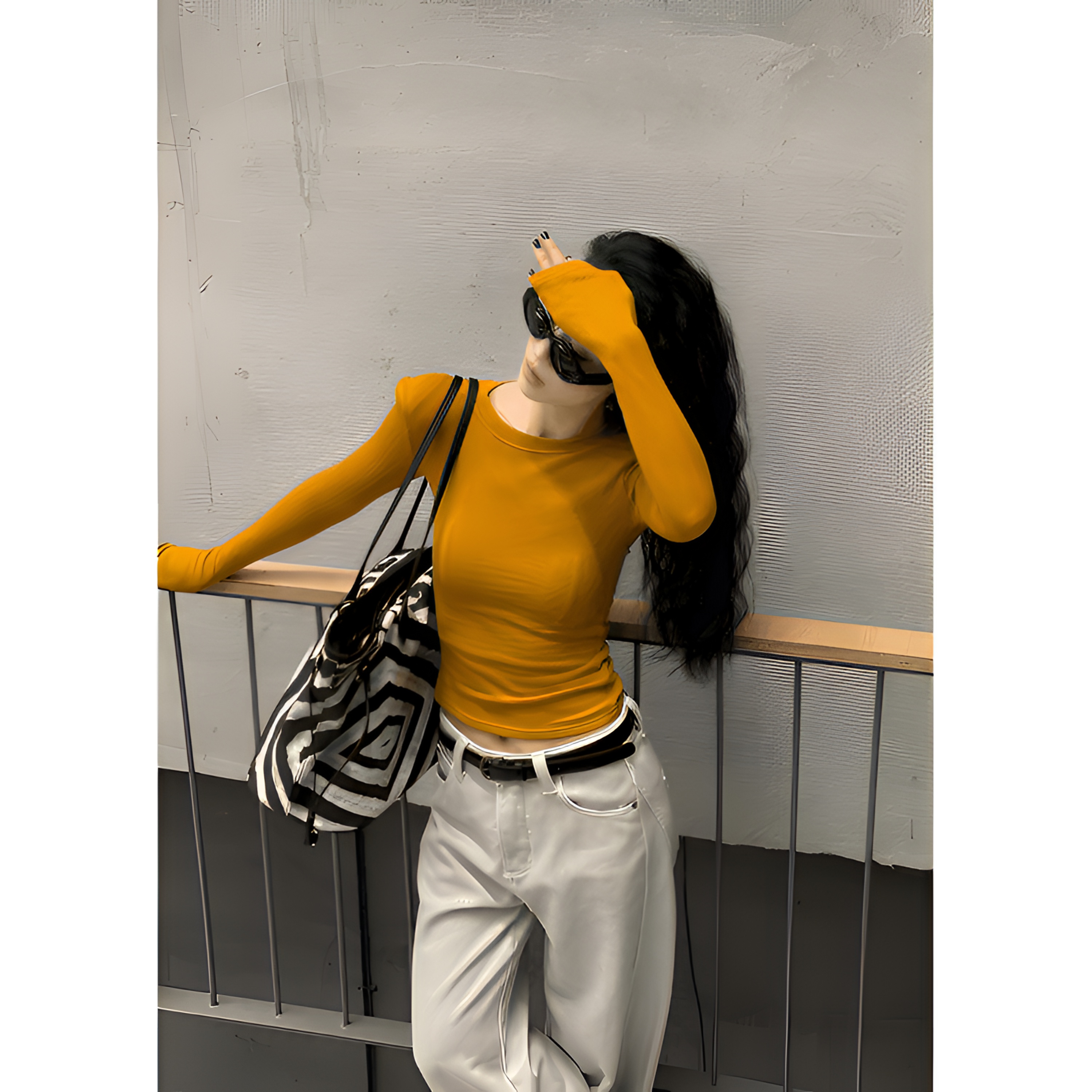 秋装！多色圆领经典款上衣显瘦长袖打底衫直角肩显瘦纯色百搭T恤女