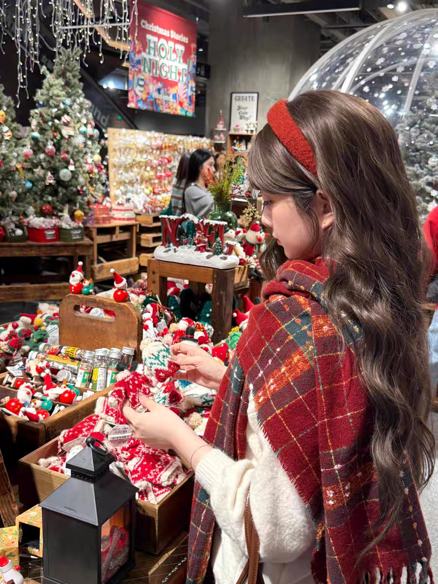 2025圣诞款浆果星星新年红格子围巾流光风女情侣韩系时尚保暖围脖