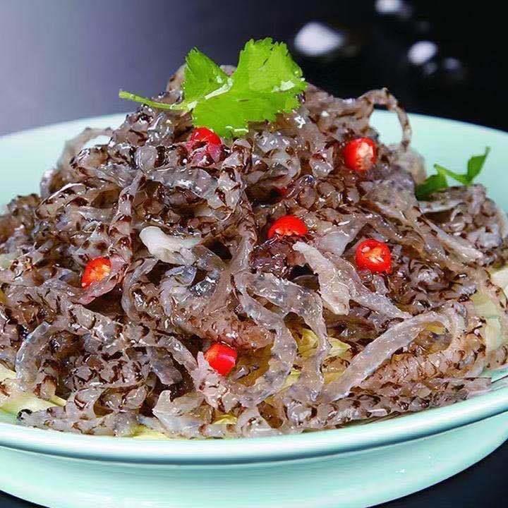 泡椒脆爽鱼皮开袋即食海鲜麻辣酸辣可口下酒菜零食小吃整箱批发