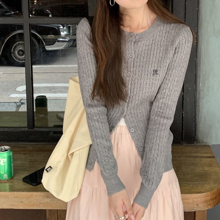 针织开衫外搭女秋冬内搭复古麻花刺绣学院风重工灰色毛衣外套上衣