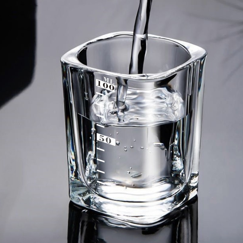钢化玻璃无铅一口杯2二两带刻度啤酒杯家用酒吧白酒KTV专用水晶