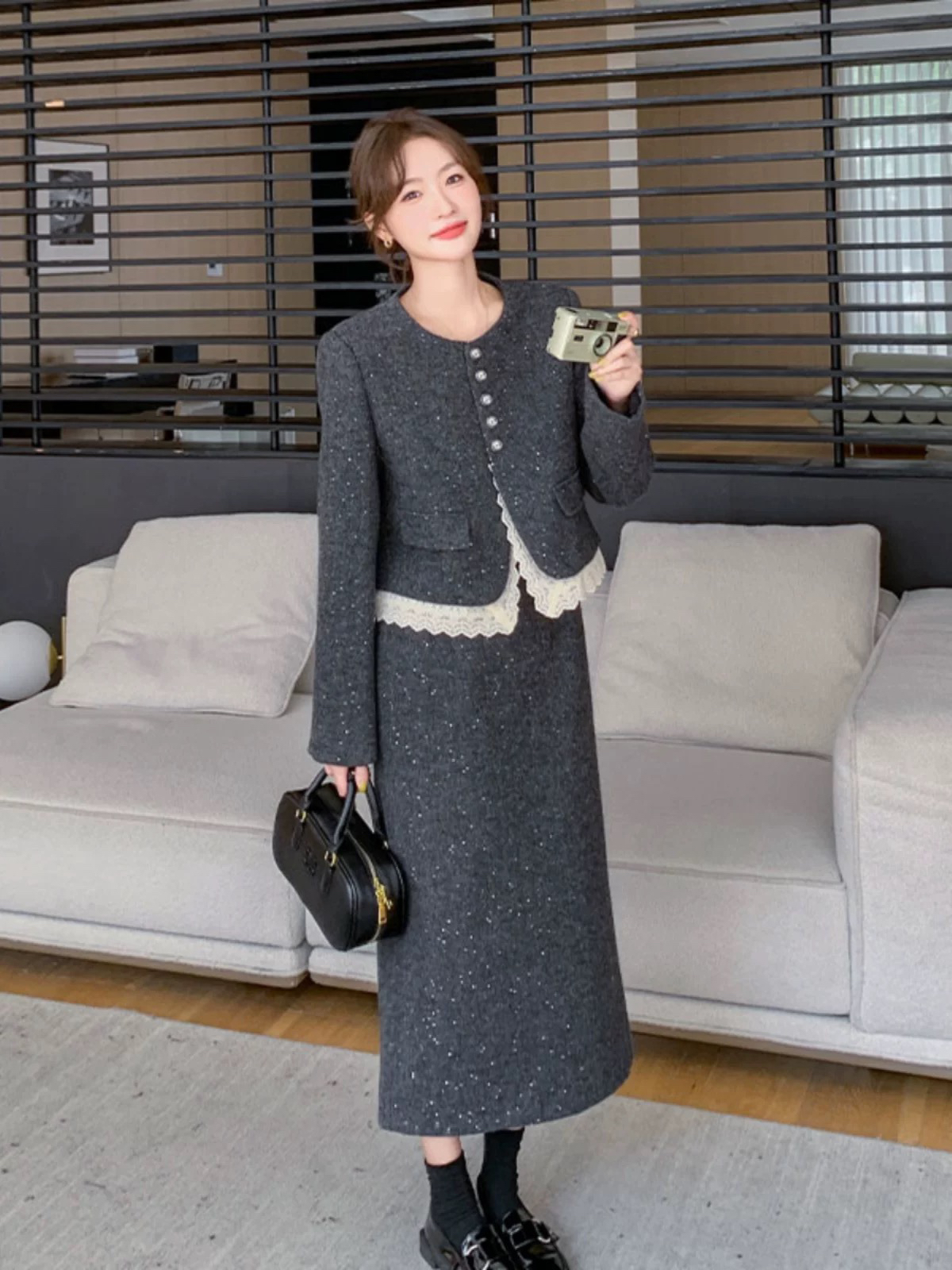 3338大码秋冬新款法式小香风亮片套装蕾丝拼接外套半身裙两件套