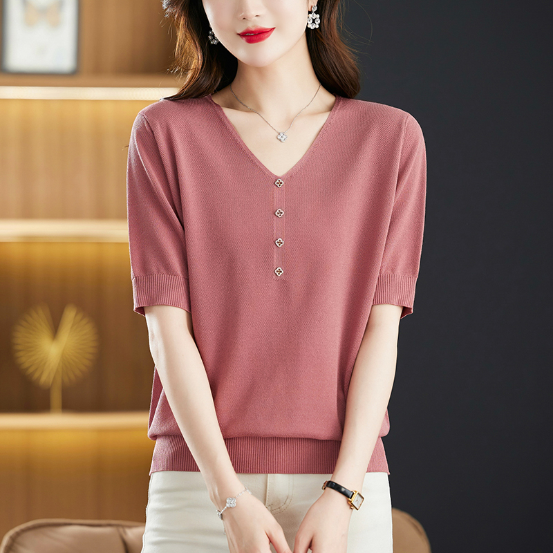 大码女装胖mm新款洋气减龄冰丝短袖T恤女夏季宽松显瘦遮肉V领上衣