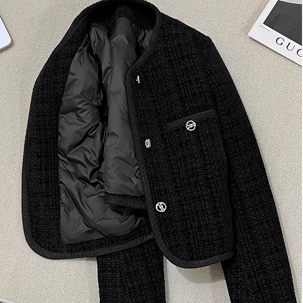 2438#黑色内里加厚小香风短外套女冬季新款洋气保暖显瘦流行上衣