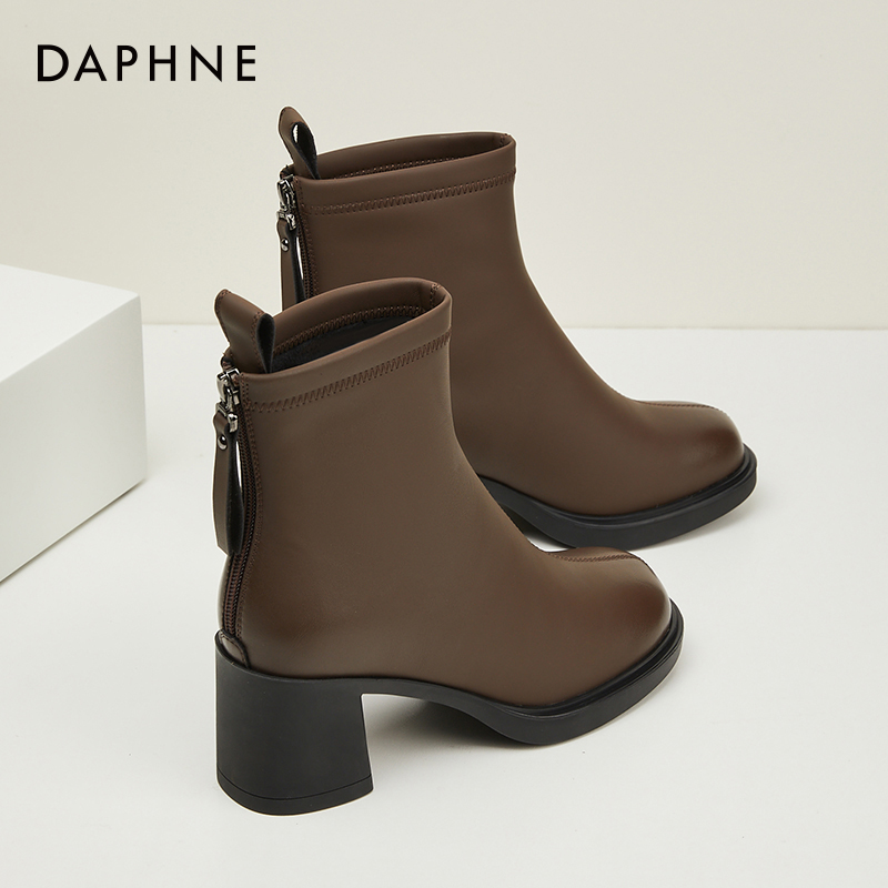 达芙妮粗跟短靴女英伦风靴子2025年新款冬季加绒瘦瘦靴高跟马丁靴