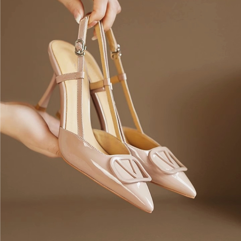 真皮裸色女凉鞋新款2025爆款外穿包头细跟尖头夏秋网红浅口高跟鞋