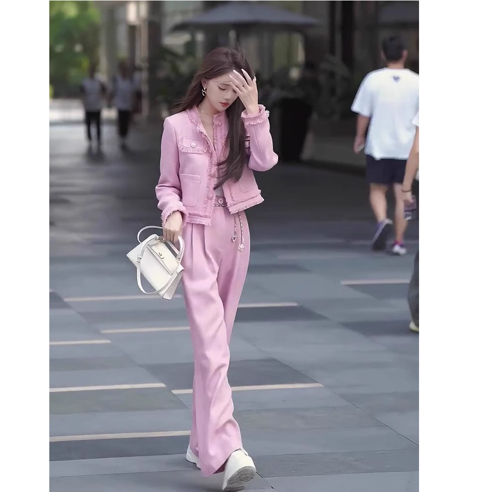 粉色小香风套装女秋季2025新款显瘦气质减龄休闲运动高级感两件套