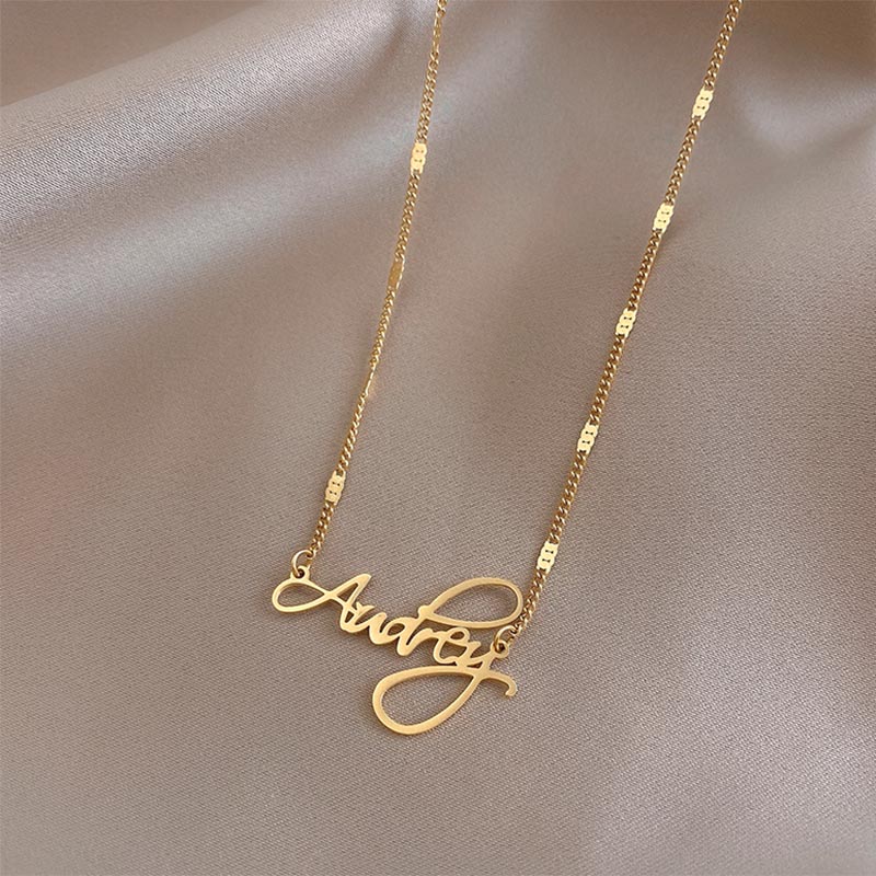 钛钢项链 气质英文字母项链女个性简约百时尚搭锁骨链设计感颈链