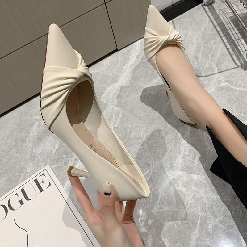 2025年春季新款法式软皮高跟鞋女细跟尖头单鞋时尚百搭舒适工作鞋