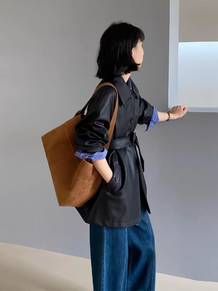 黑色皮衣外套女2025年早春新款高级感夹克今年流行短款小个子美式