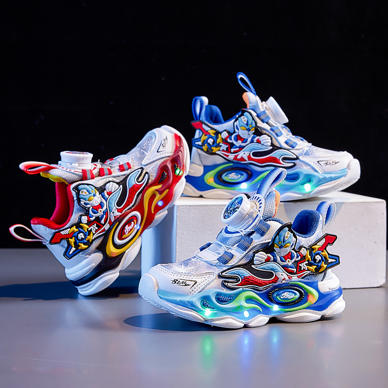 2025秋冬新款男童鞋子带灯旋转纽扣防滑轻底跑步鞋儿童运动鞋