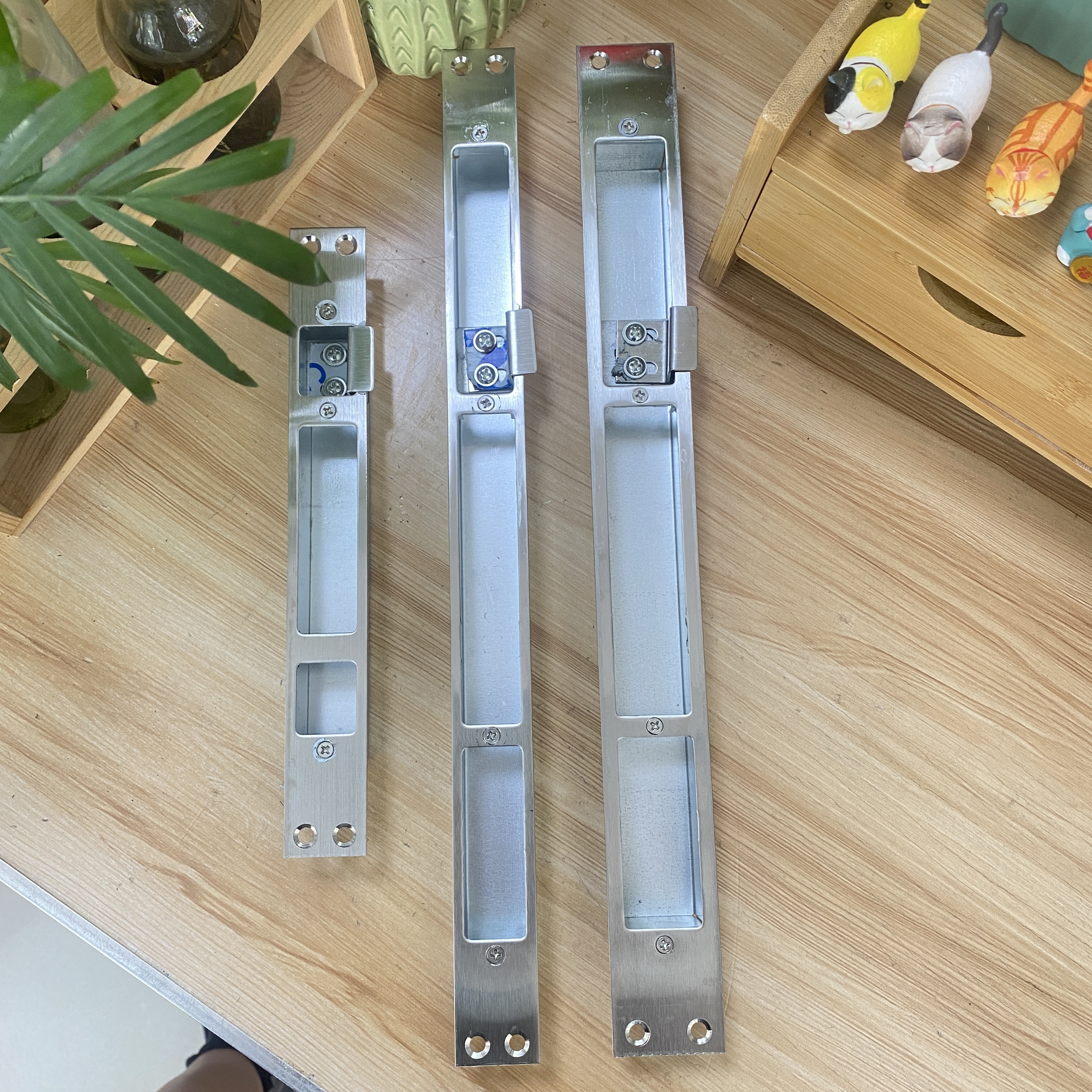 （拍一发十）防盗门锁体扣盒不锈钢可调节门框扣盒门框扣盒导向