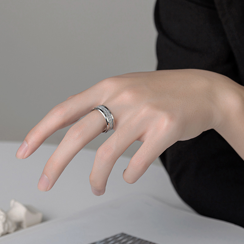 钛钢戒指 雾凇纹男士指环简约个性情侣ins食指时尚女不掉色小众潮