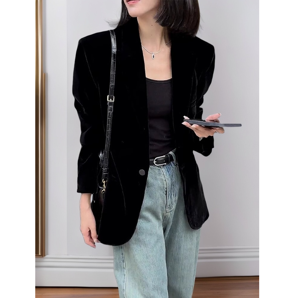 黑色丝绒西装外套女春秋2025新款小个子高级感气质休闲设计感西服